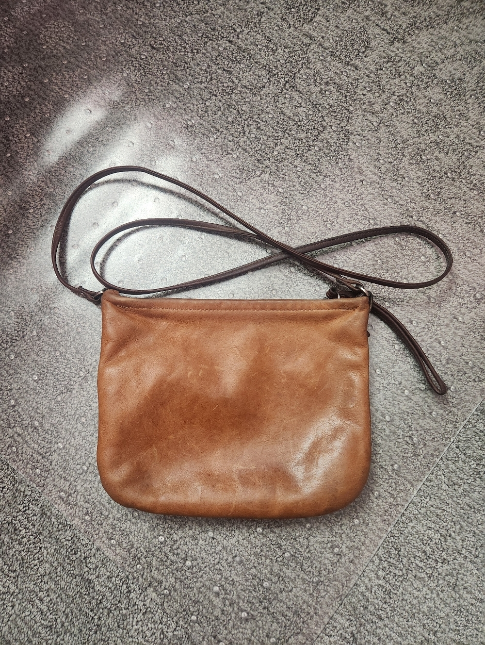 Rough & Tumble Leather Crossbody Bag In Camel